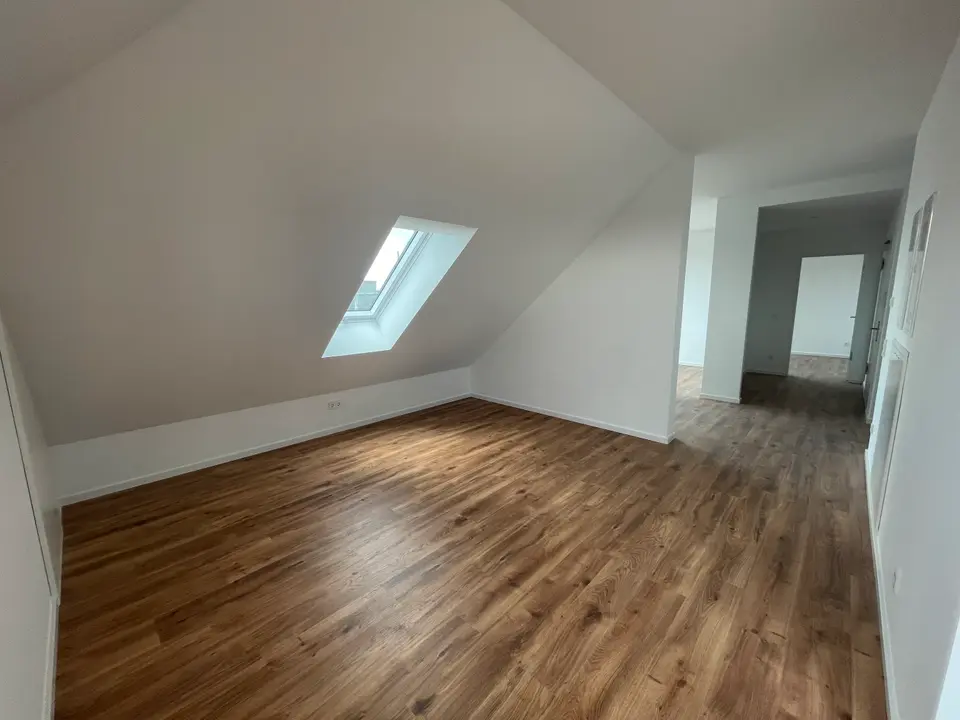 2 Zimmer Wohnung mit 88 m² in Hannover – Bild 1