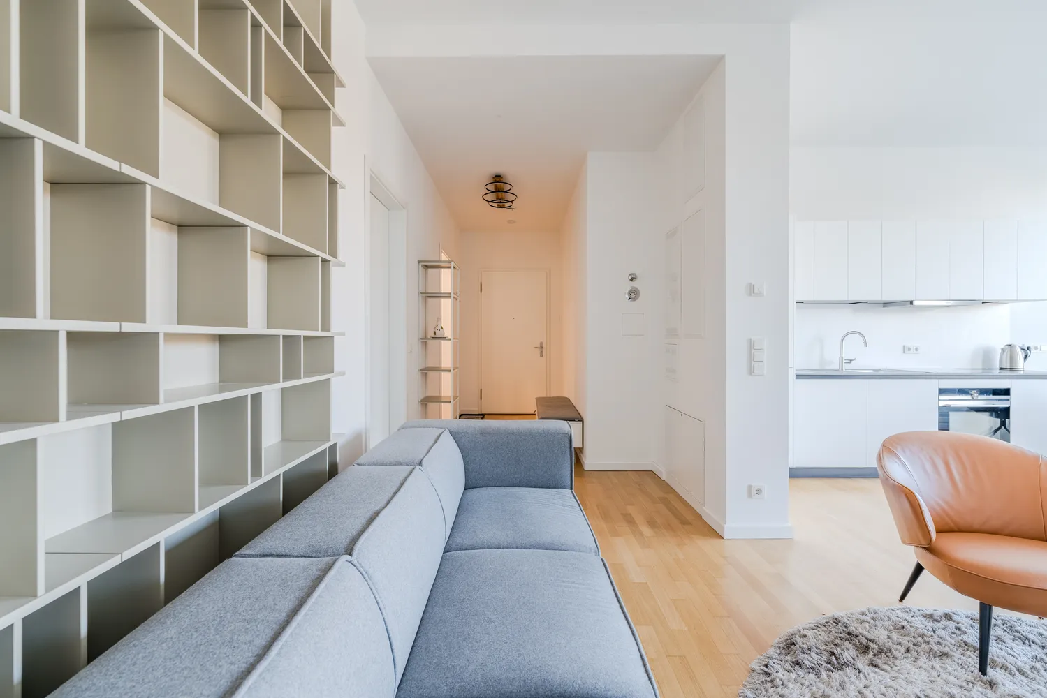 2 room apartment with 72 m² in Berlin – Photo 1