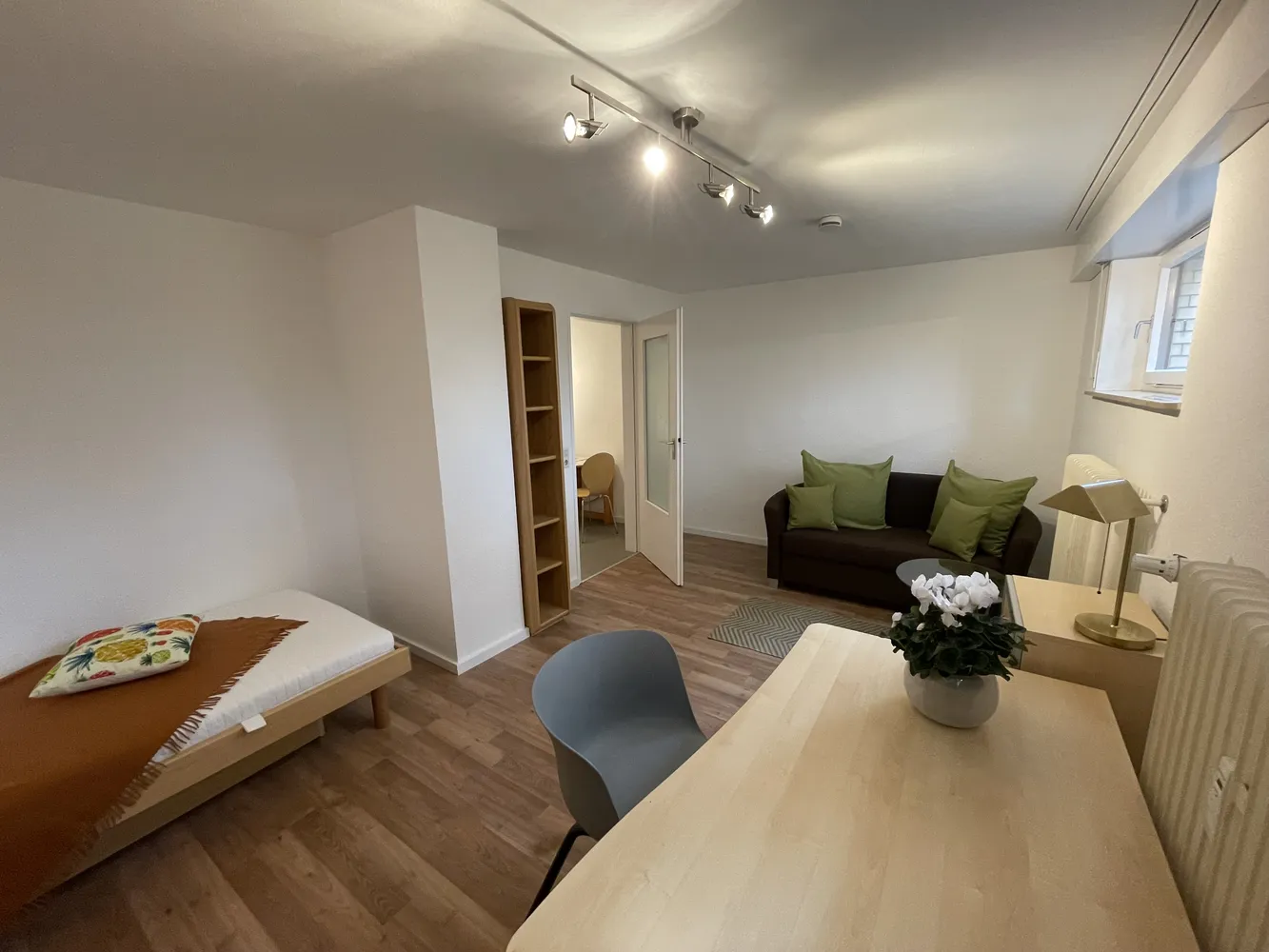 1 Zimmer Wohnung mit 28 m² in Wiesbaden – Bild 1