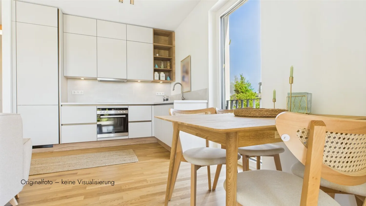 4 Zimmer Wohnung mit 99 m² in Köln – Bild 2