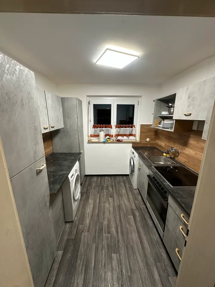 Shared room with 98 m² in Stuttgart – Photo 1
