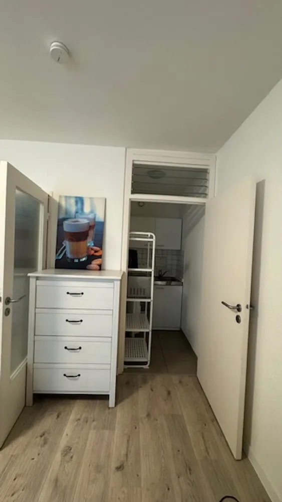 1 room apartment with 30 m² in Düsseldorf – Photo 11