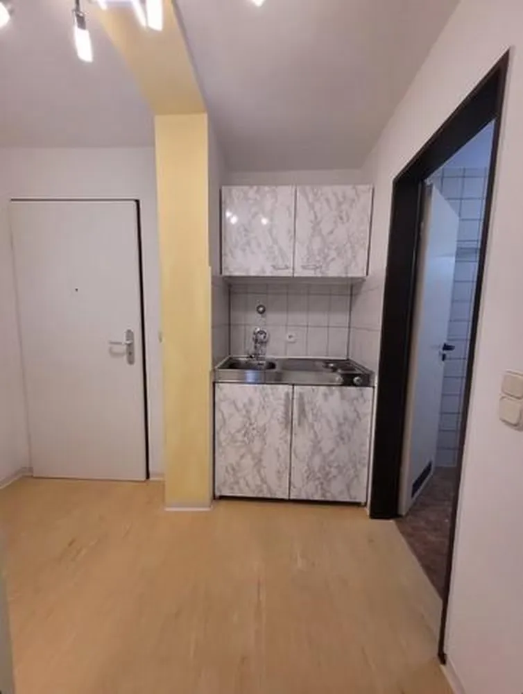 1 Zimmer Wohnung mit 24 m² in Erlangen – Bild 6