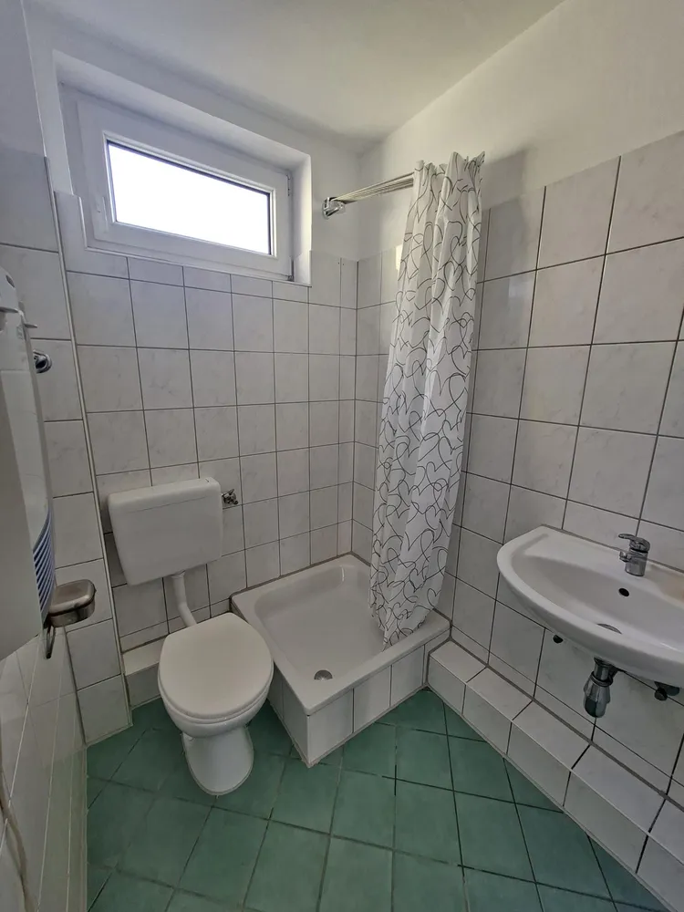 2 Zimmer Wohnung mit 34 m² in Duisburg – Bild 3