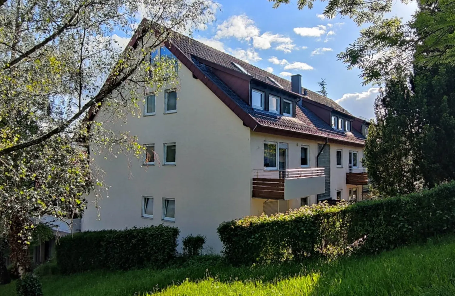 4 Zimmer Wohnung mit 98 m² in Stuttgart – Bild 2