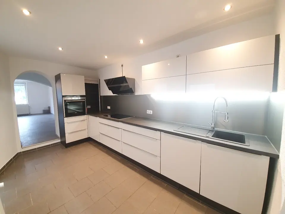 4 Zimmer Haus mit 105 m² in Saarbrücken – Bild 2