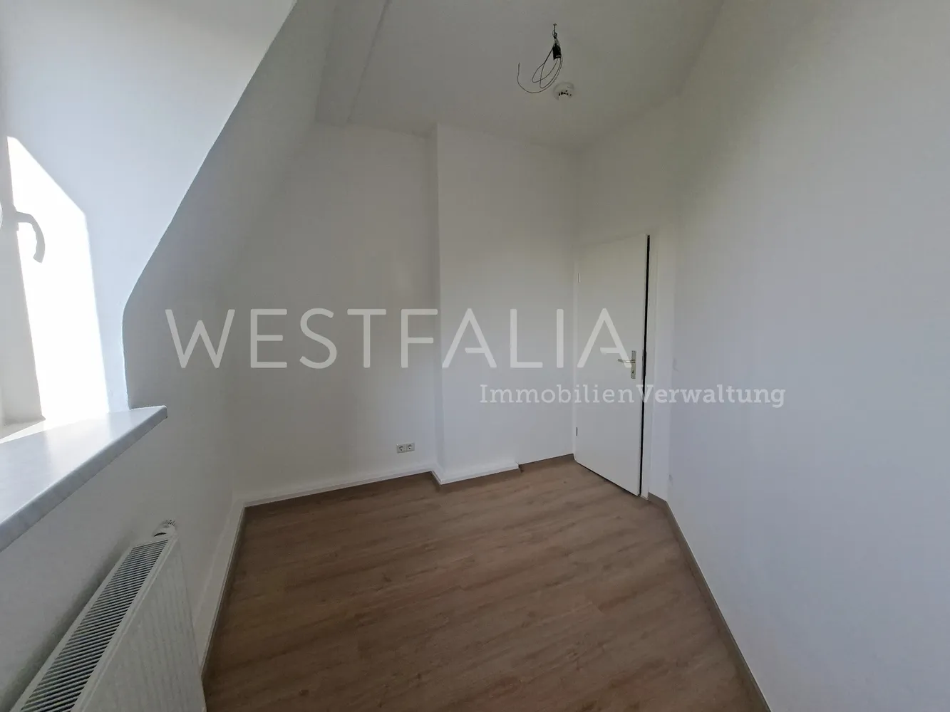 4 Zimmer Wohnung mit 122 m² in Duisburg – Bild 9