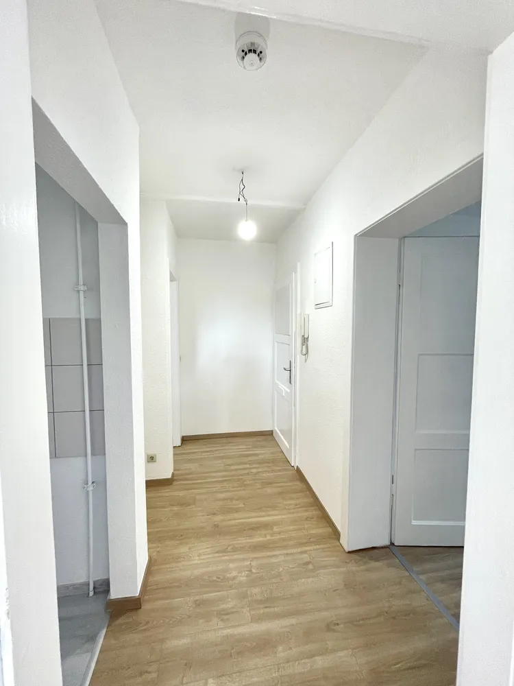 3 Zimmer Wohnung mit 52 m² in Bitterfeld-Wolfen – Bild 3