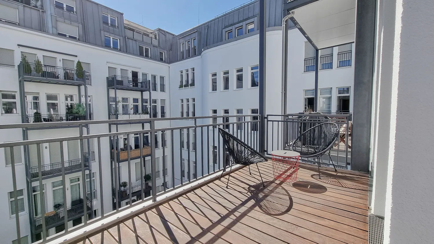 2 Zimmer Wohnung mit 47 m² in München – Bild 2