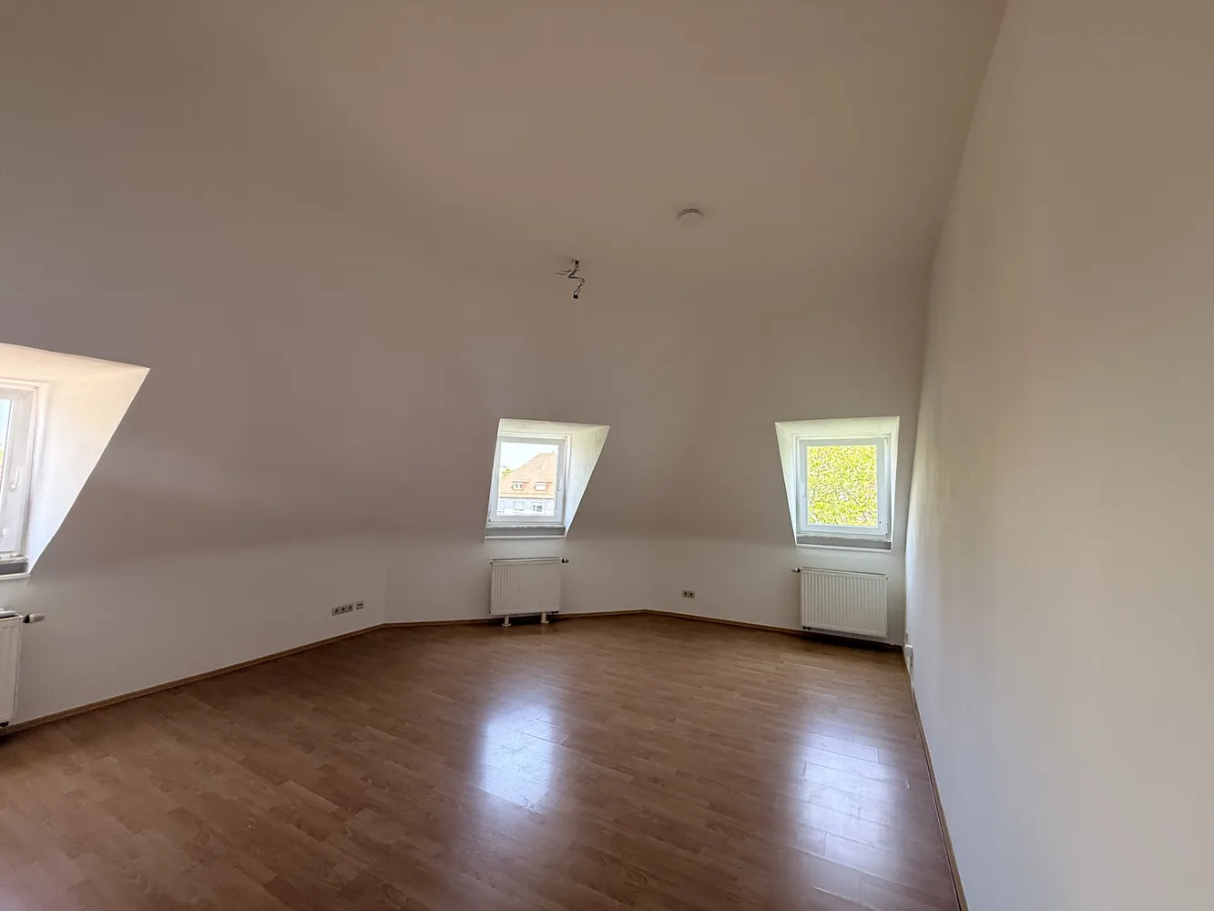4 Zimmer Wohnung mit 103 m² in Karlsruhe – Bild 5
