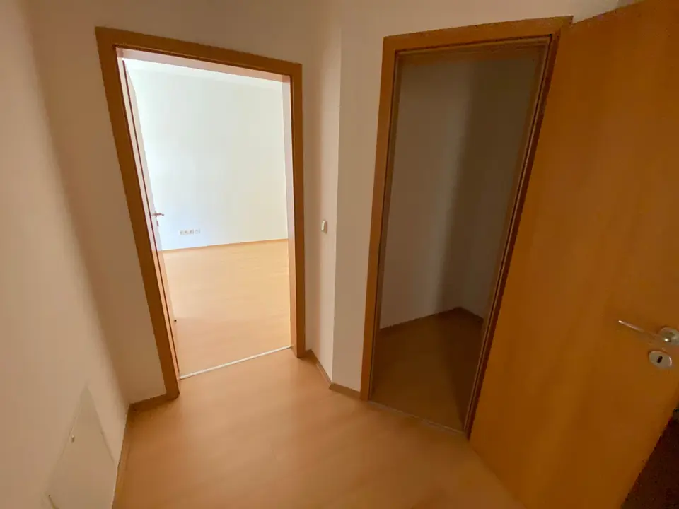 2 Zimmer Wohnung mit 40 m² in Greiz – Bild 5