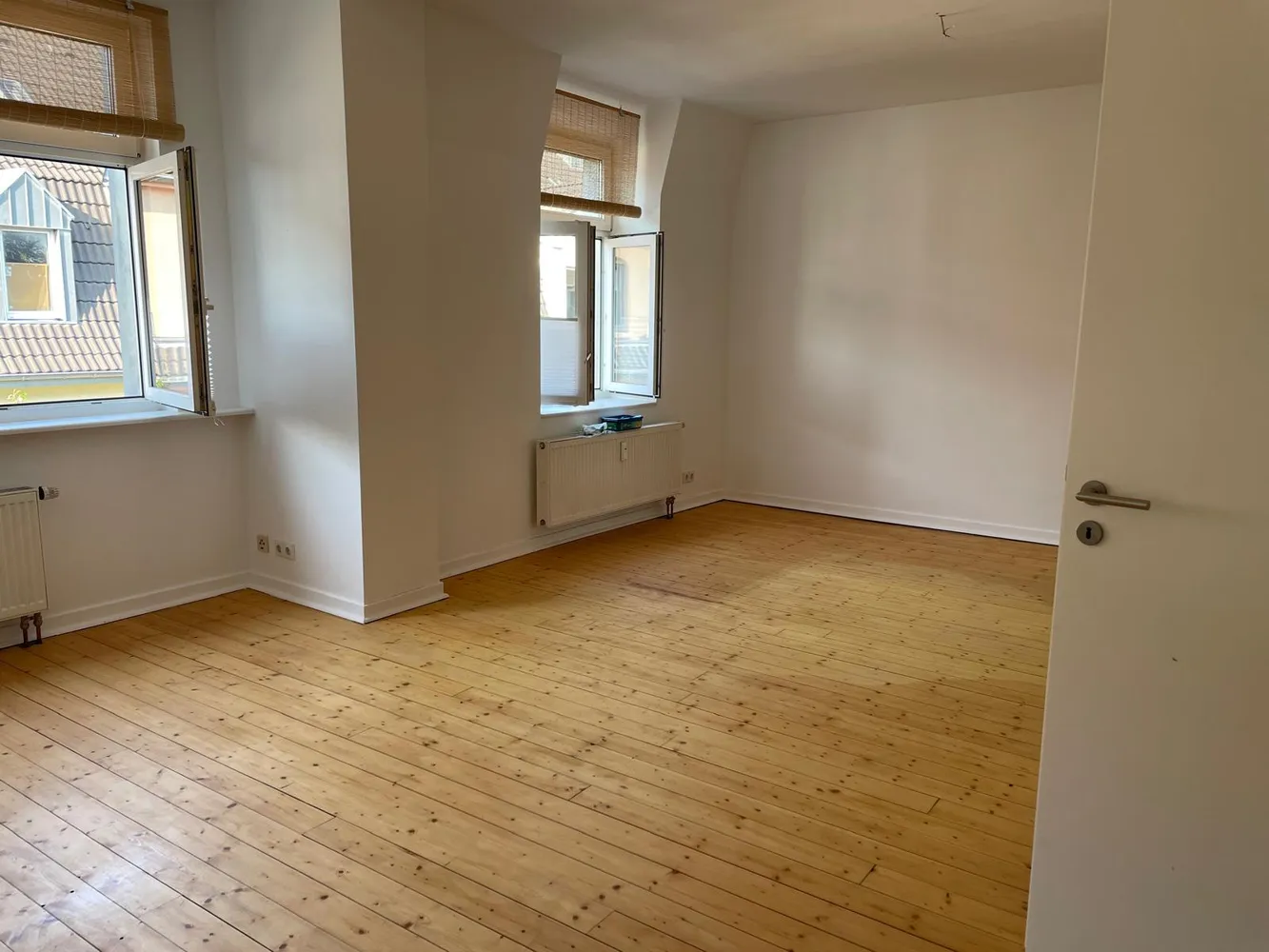 4 Zimmer Wohnung mit 110 m² in Leverkusen – Bild 1