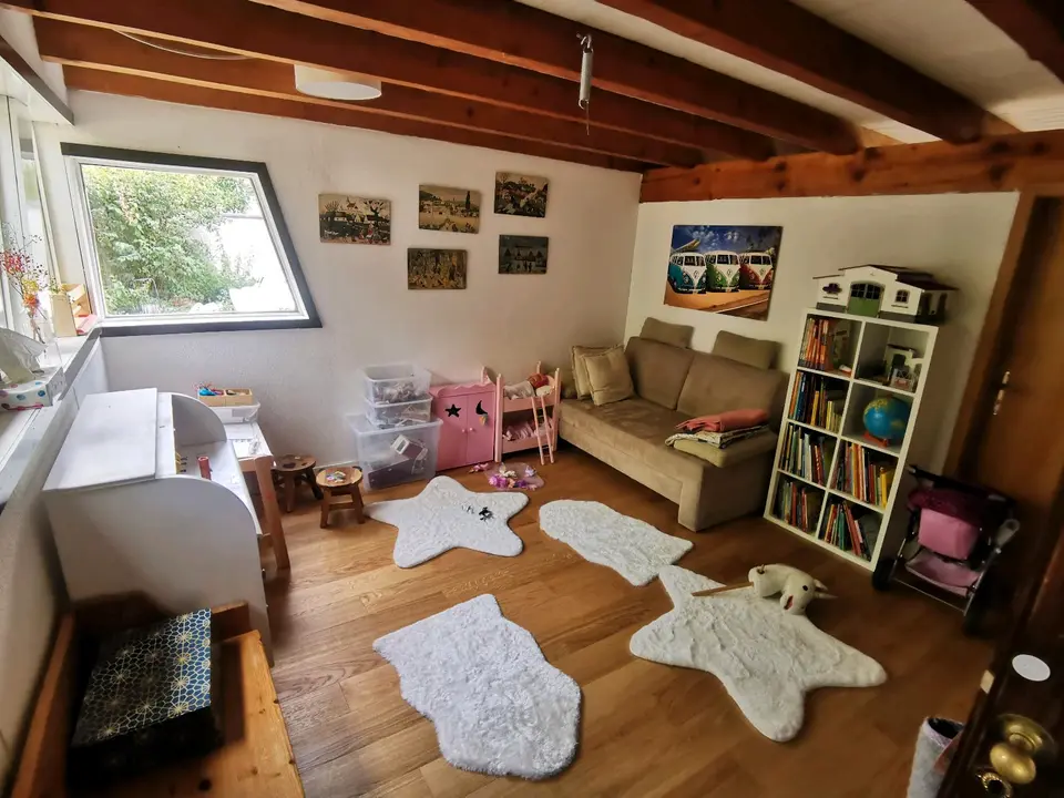 WG-Zimmer mit 130 m² in Leverkusen – Bild 1