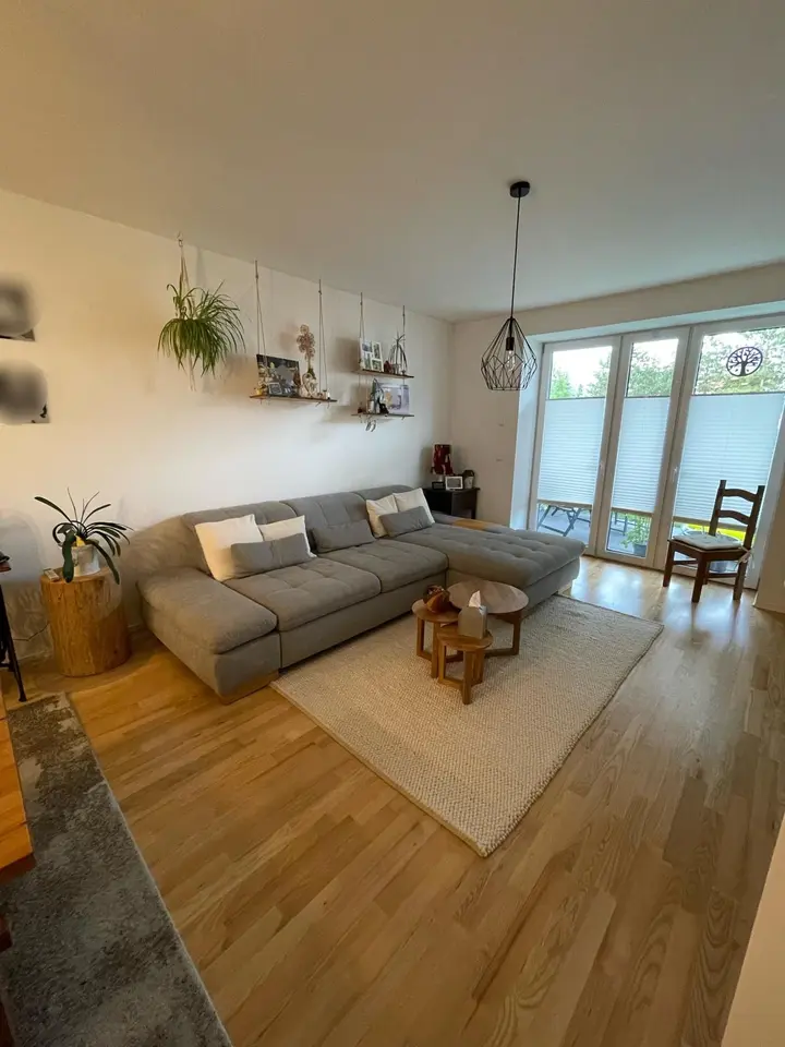 3 Zimmer Wohnung mit 90 m² in Sonneberg – Bild 2