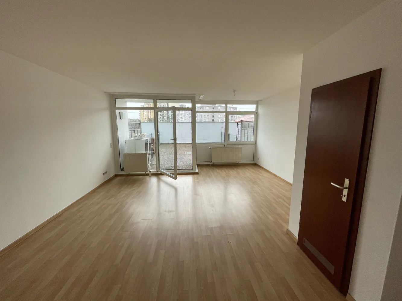 6 Zimmer Wohnung mit 139 m² in Ludwigshafen am Rhein – Bild 4