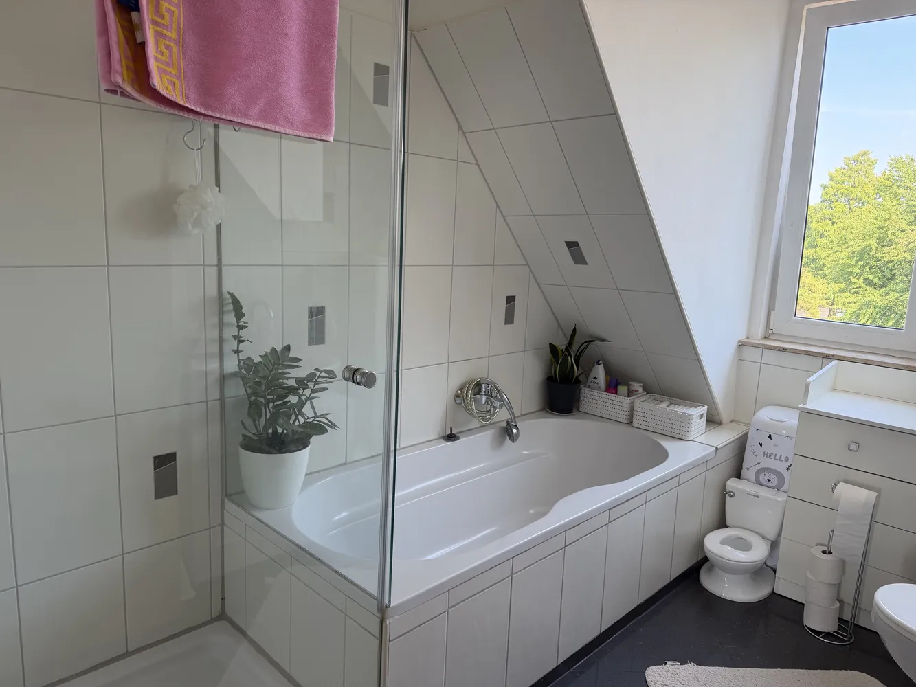 3 Zimmer Wohnung mit 93 m² in Leverkusen – Bild 9