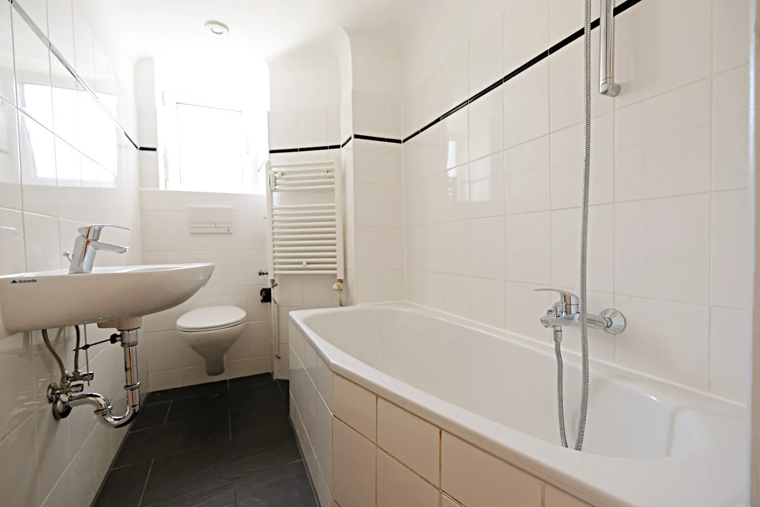 8 Zimmer Wohnung mit 233 m² in Berlin – Bild 10