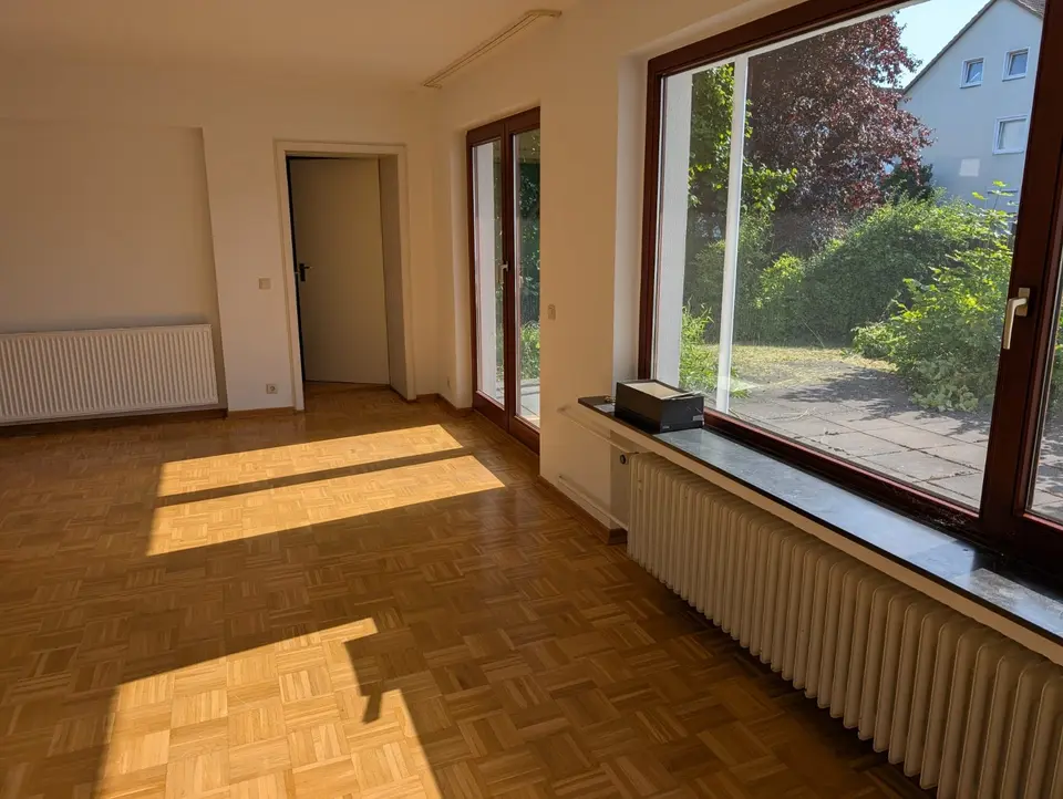 8 Zimmer Haus mit 207 m² in Hannover – Bild 1