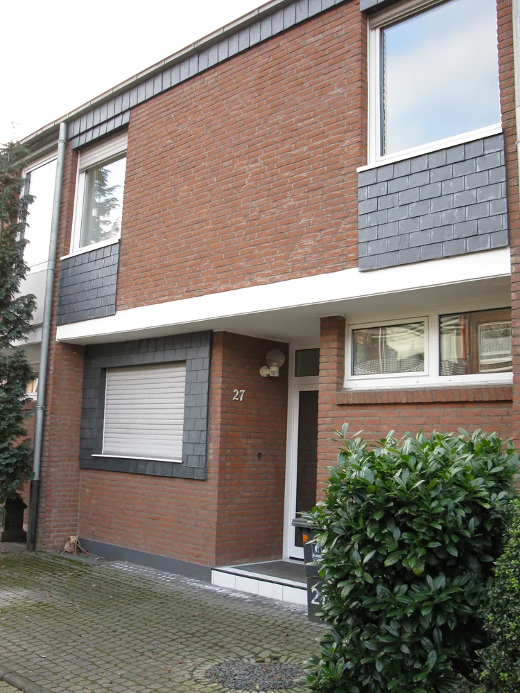 5 Zimmer Haus mit 139 m² in Köln – Bild 1