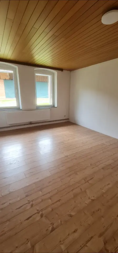5 Zimmer Wohnung mit 250 m² in Uelzen – Bild 1