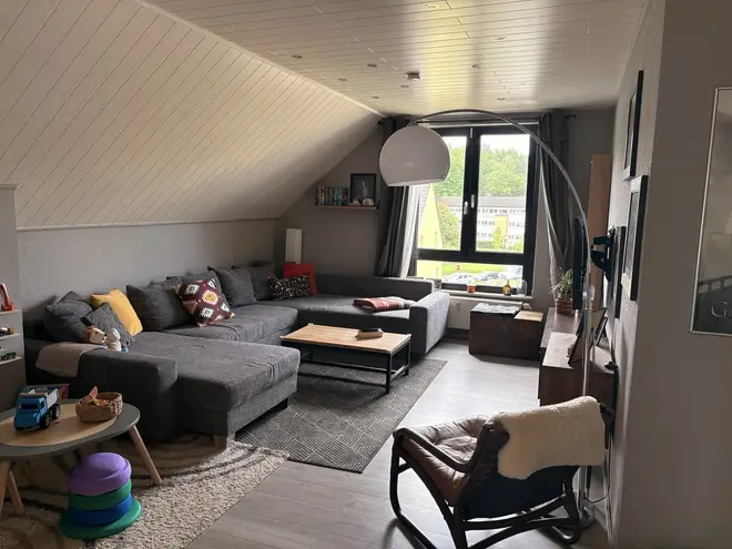 4 Zimmer Wohnung mit 110 m² in Düsseldorf – Bild 1