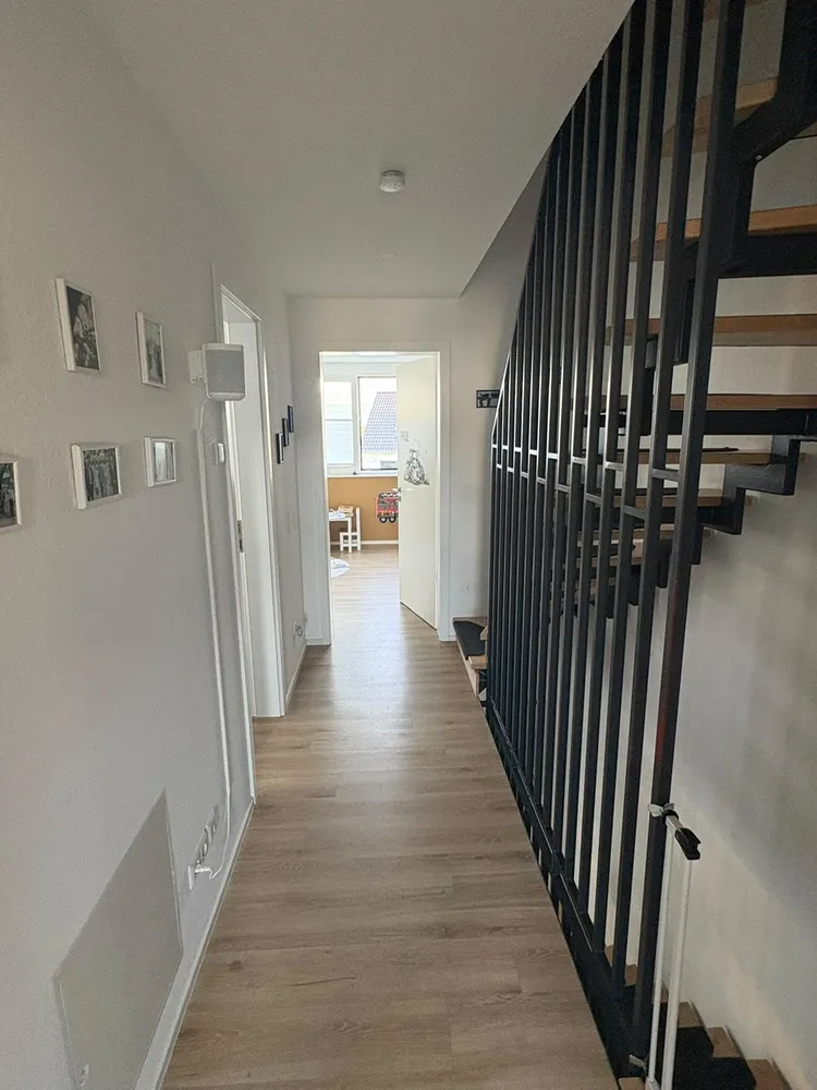5 Zimmer Haus mit 150 m² in Freiburg im Breisgau – Bild 1