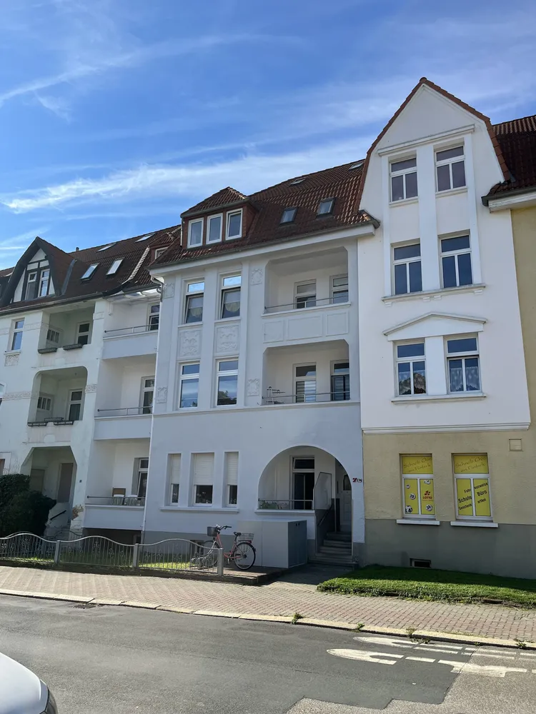 4 Zimmer Wohnung mit 107 m² in Halberstadt – Bild 1