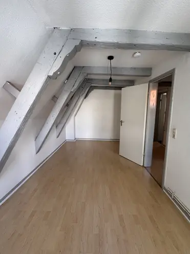 4 Zimmer Wohnung mit 75 m² in Lübeck – Bild 3