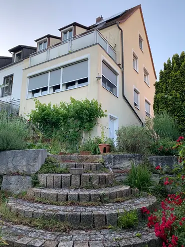 3 Zimmer Wohnung mit 151 m² in Nürnberg – Bild 1