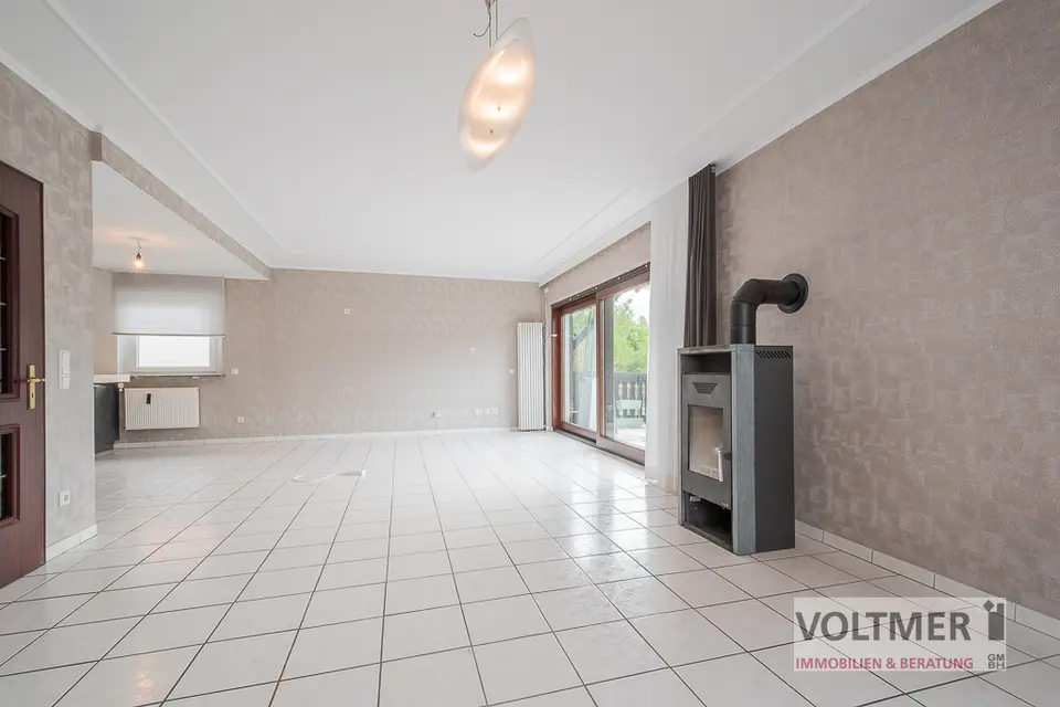 4 Zimmer Haus mit 130 m² in Saarbrücken – Bild 2
