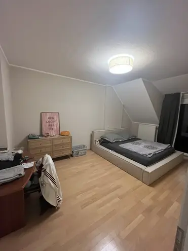 3 Zimmer Wohnung mit 85 m² in Düsseldorf – Bild 7