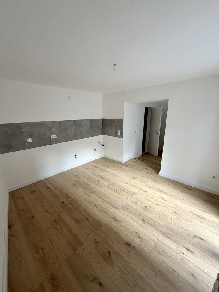 2 Zimmer Wohnung mit 76 m² in Krefeld – Bild 2