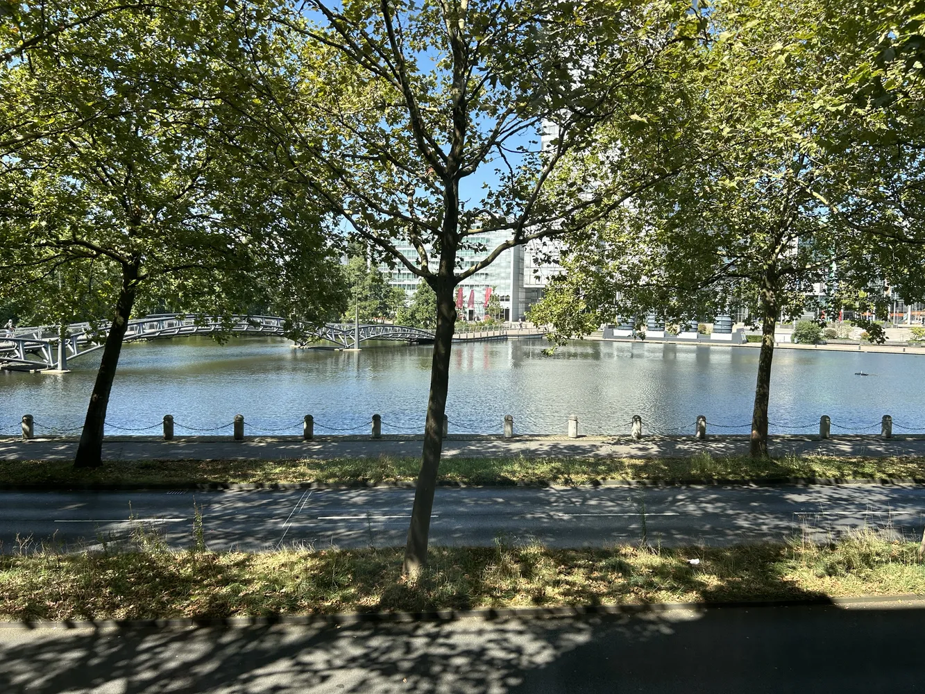 2 Zimmer Wohnung mit 55 m² in Köln – Bild 1