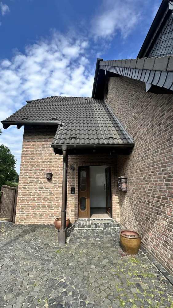 3 Zimmer Wohnung mit 110 m² in Düsseldorf – Bild 3