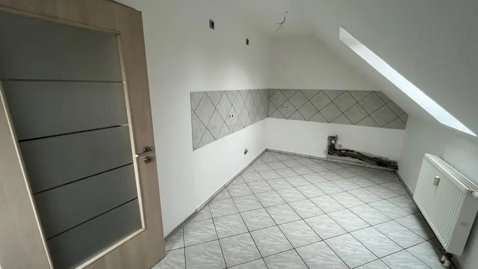 4 Zimmer Wohnung mit 80 m² in Werdau – Bild 3