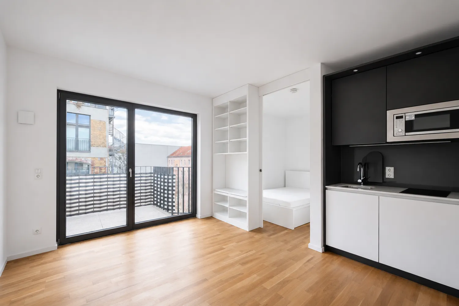 1 room apartment with 35 m² in Berlin – Photo 1