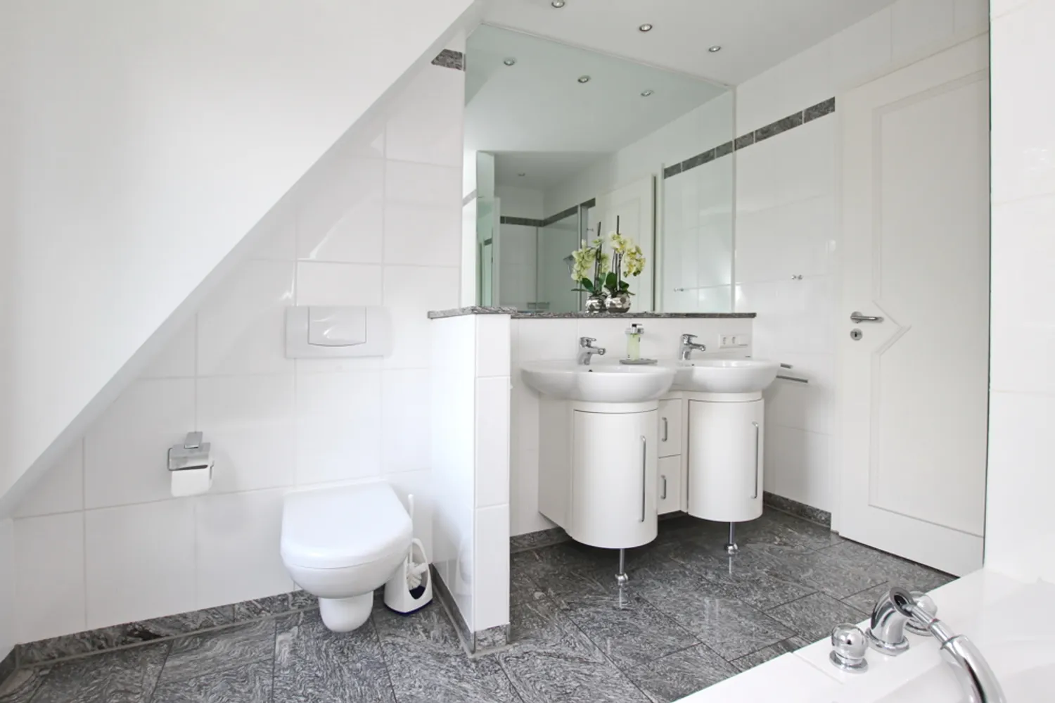 5 Zimmer Wohnung mit 175 m² in Hamburg – Bild 12