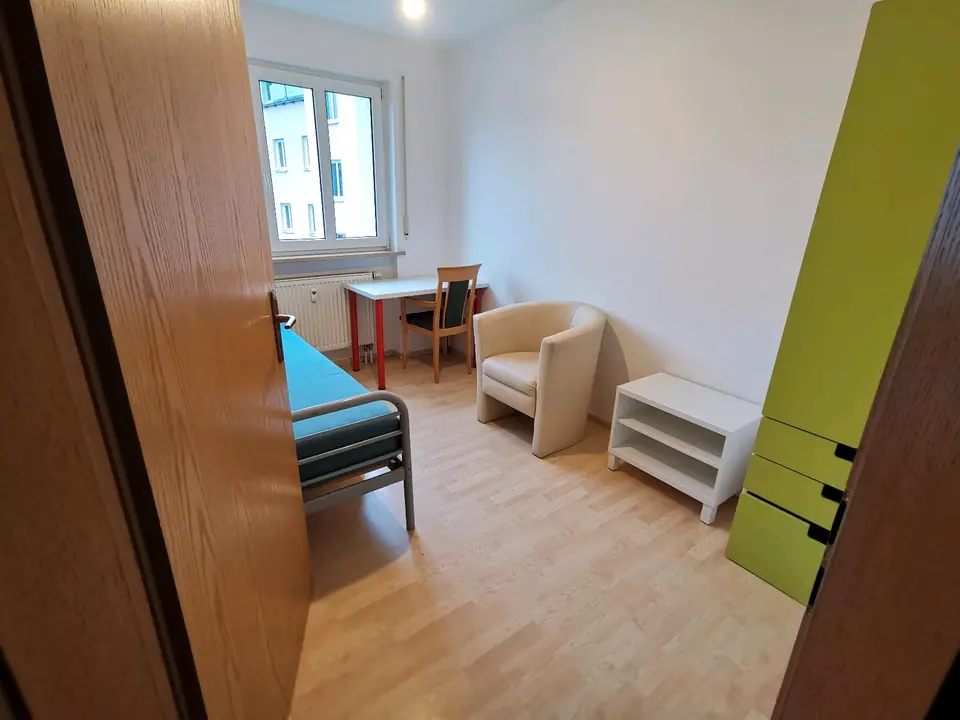2 Zimmer Wohnung mit 44 m² in Hof – Bild 2