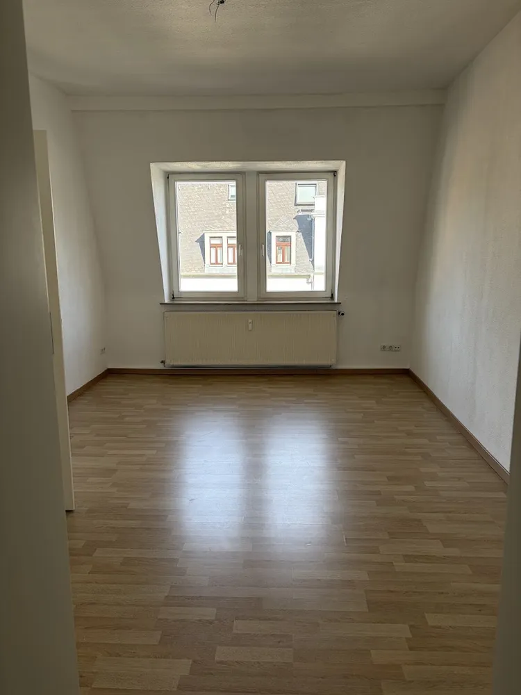 4 Zimmer Wohnung mit 84 m² in Dresden – Bild 2