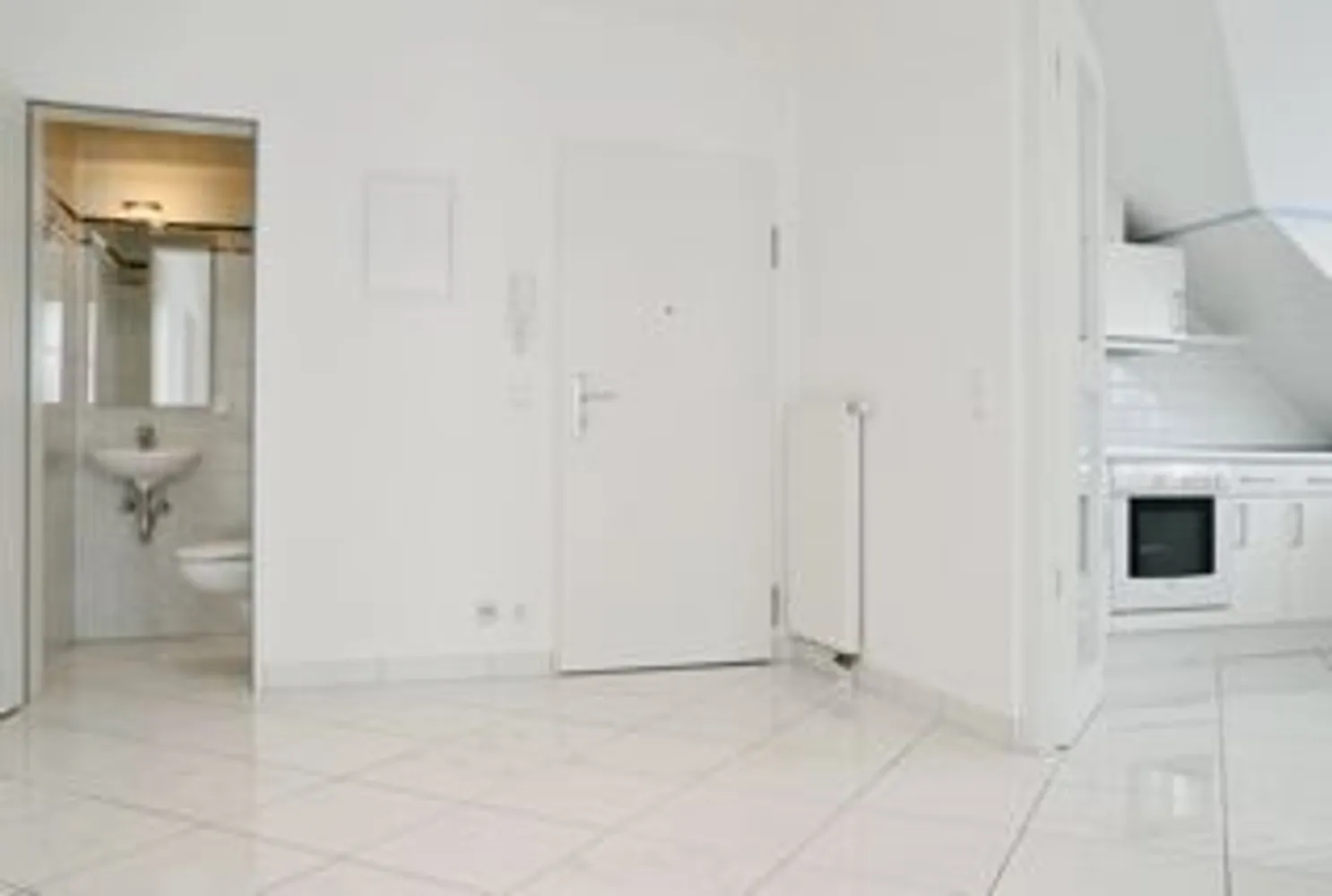 2 room apartment with 82 m² in Frankfurt am Main – Photo 10
