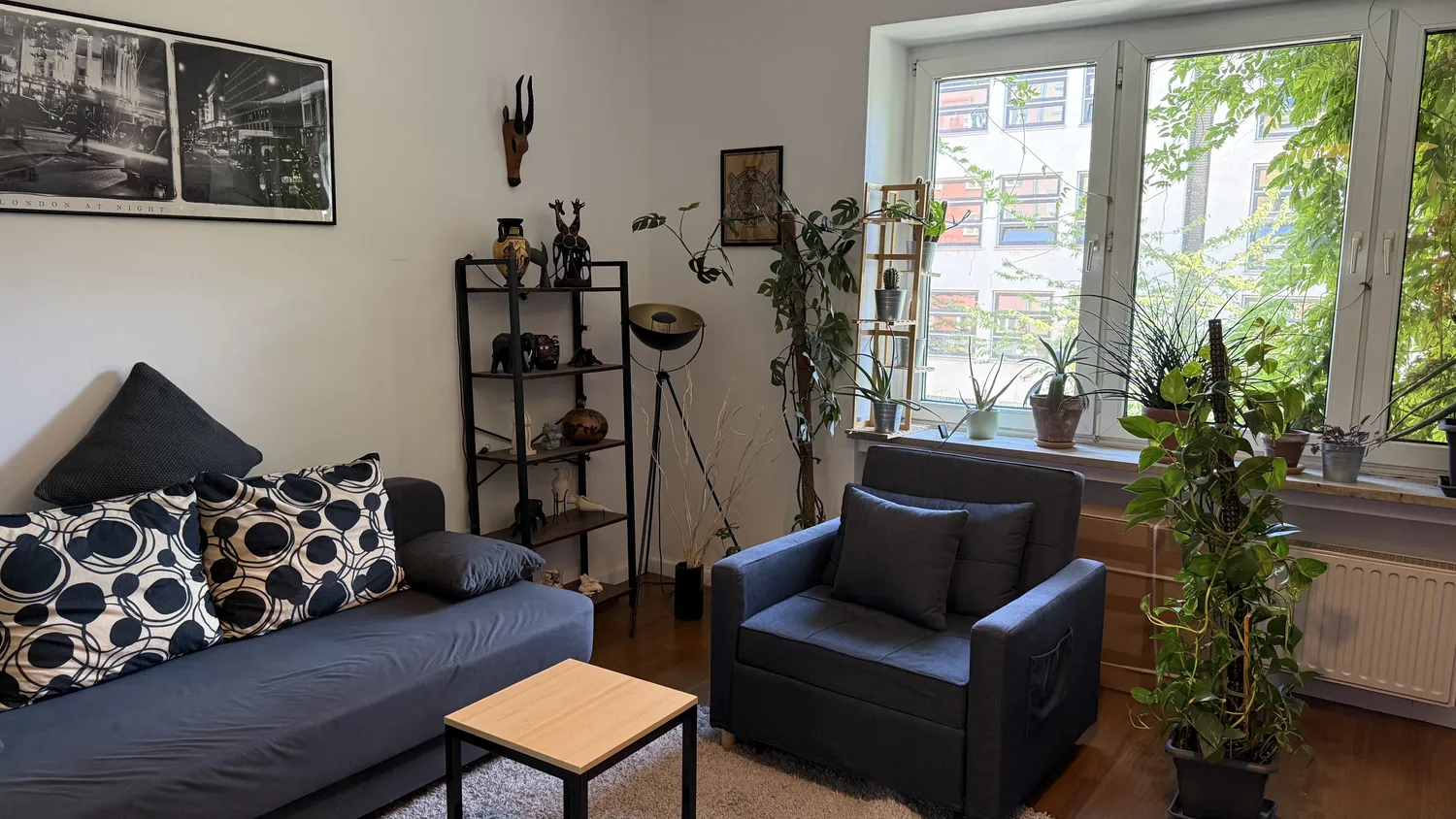 2 Zimmer Wohnung mit 69 m² in Köln – Bild 1