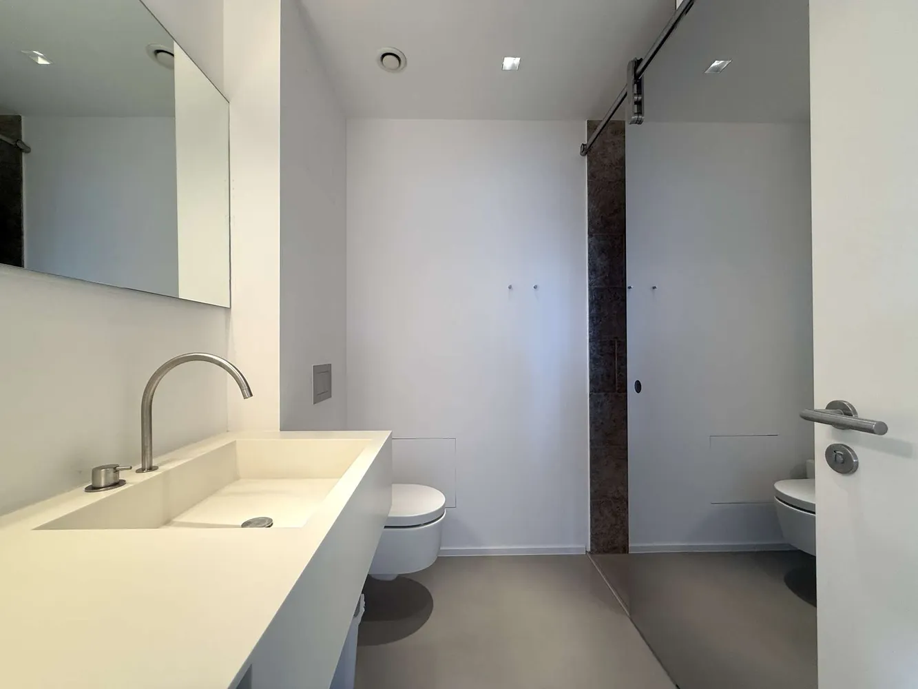 2 Zimmer Wohnung mit 133 m² in Köln – Bild 10
