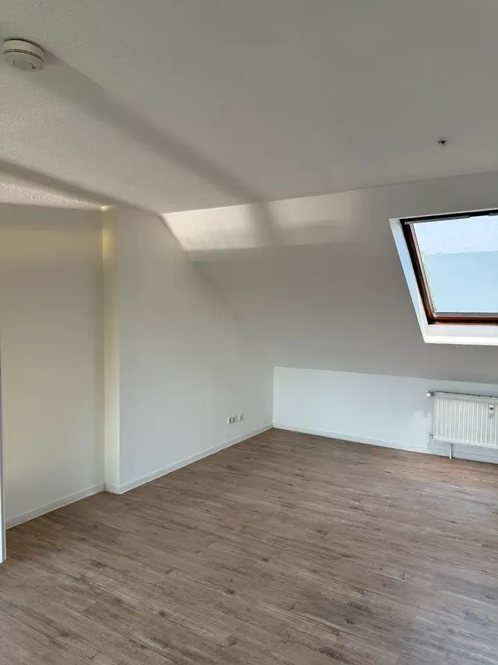 3 Zimmer Wohnung mit 73 m² in Krefeld – Bild 2