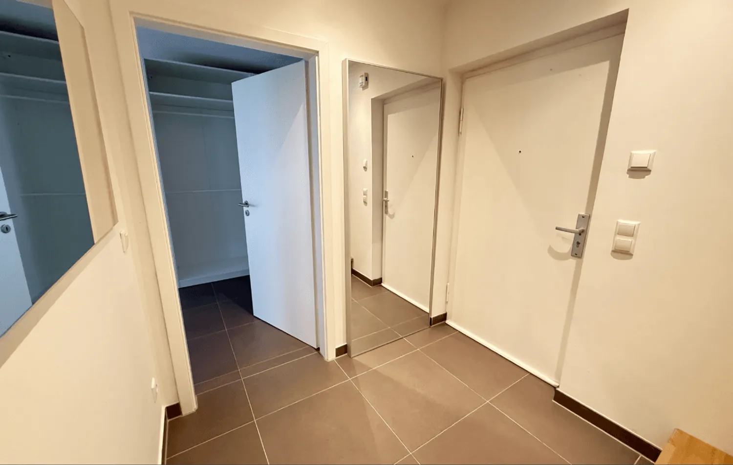 2 Zimmer Wohnung mit 85 m² in Nürnberg – Bild 1