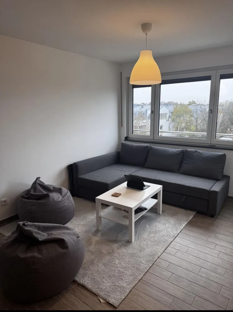 3 Zimmer Wohnung mit 82 m² in München – Bild 4