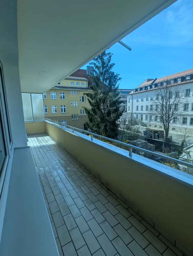 2 room apartment with 67 m² in Munich – Photo 3