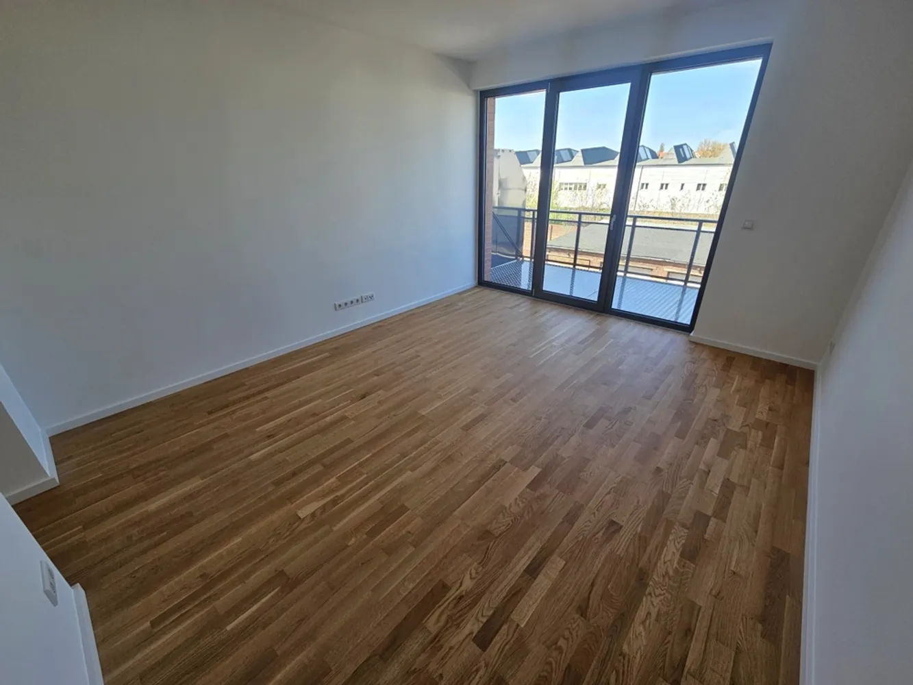 2 Zimmer Wohnung mit 60 m² in Magdeburg – Bild 2