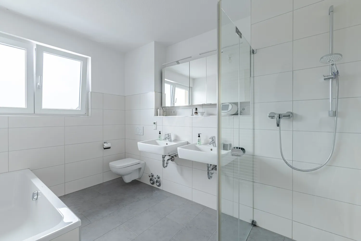 4 Zimmer Wohnung mit 153 m² in Karlsruhe – Bild 9