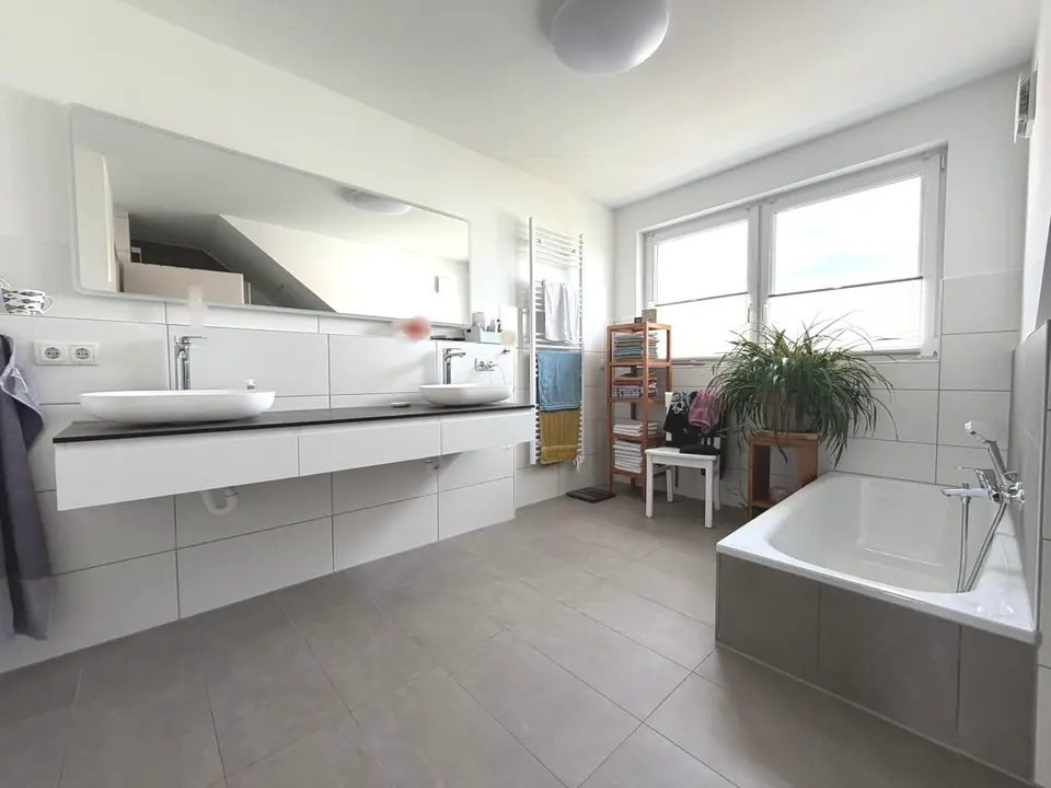 4 Zimmer Wohnung mit 104 m² in Worms – Bild 5