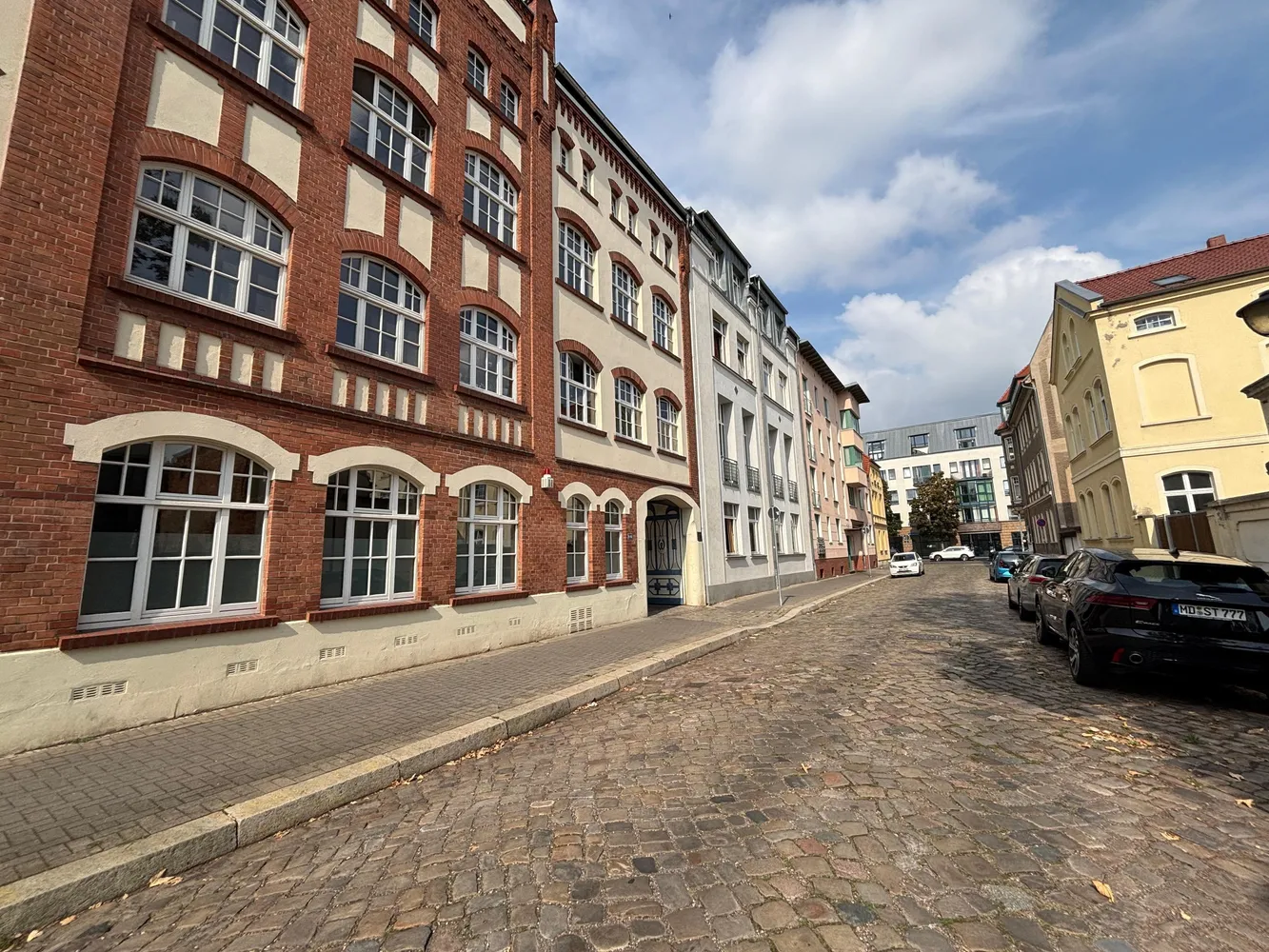 2 room apartment with 80 m² in Magdeburg – Photo 3
